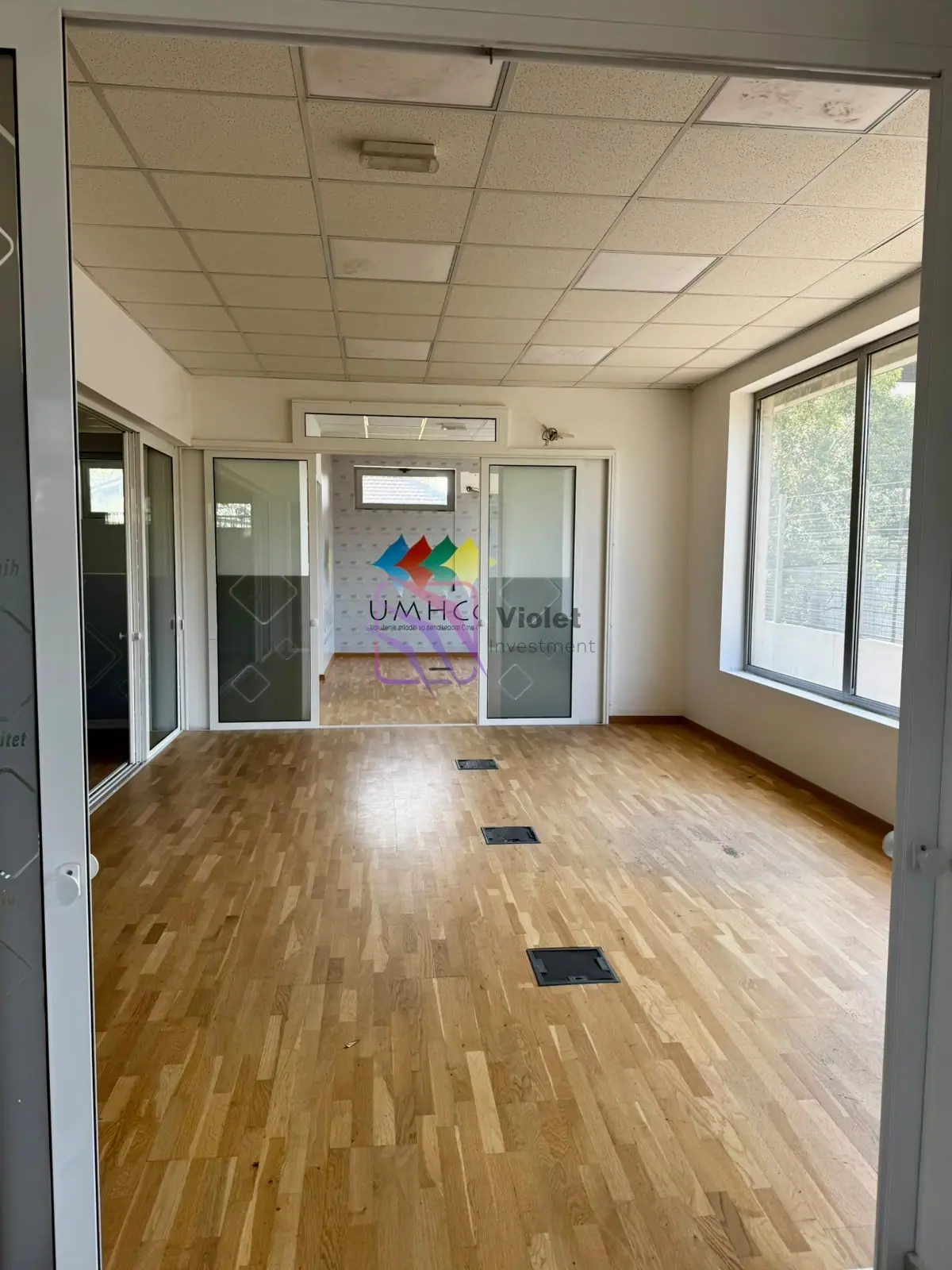 Poslovni-prostor-180-m²-u-Staroj-Varosi-Podgorica-1 Izdavanje: Poslovni prostor 180 m² – Stara Varoš, Podgorica — fotografija 2