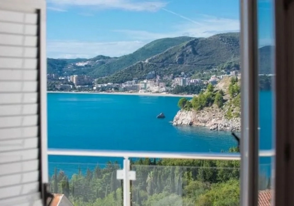 Dvosoban-stan-sa-pogledom-na-more-Kamenovo-Budva-1 Dvosoban stan 69 m² – Kamenovo, Budva — fotografija 2