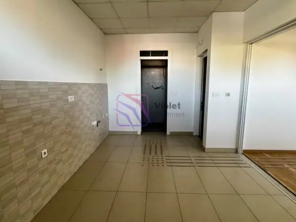 Izdavanje: Poslovni prostor 180 m² – Stara Varoš, Podgorica — fotografija 5