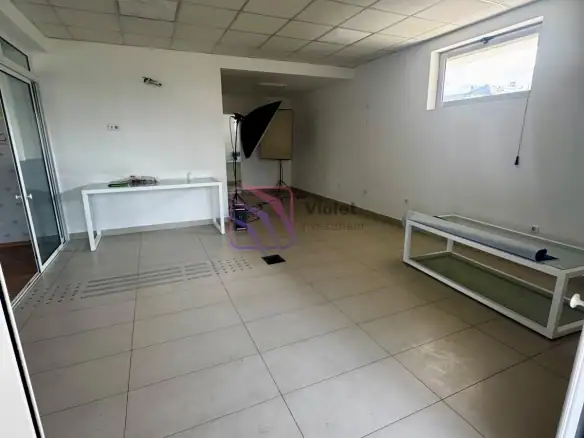 Izdavanje: Poslovni prostor 180 m² – Stara Varoš, Podgorica — fotografija 6