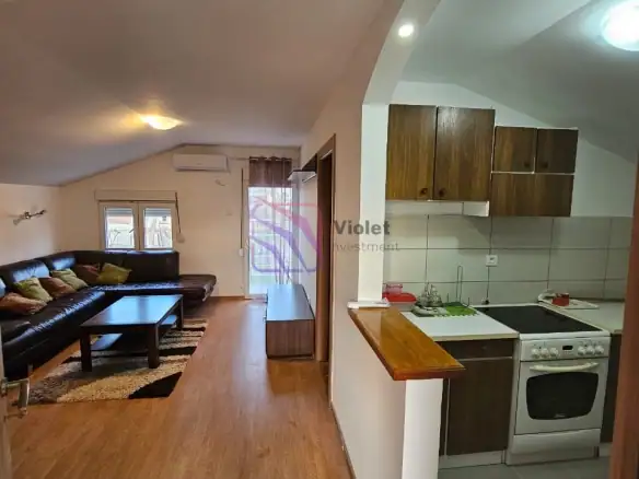 Izdavanje: Dvosoban stan 50 m² – Gornja Gorica, Podgorica — fotografija 3