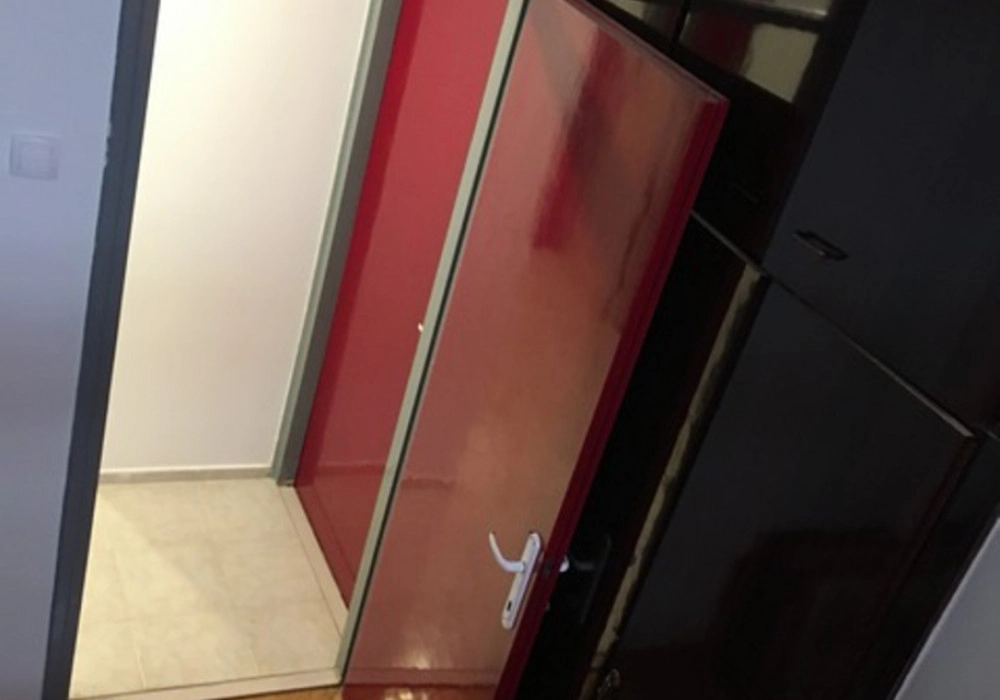 Dvosoban-stan-sa-dvoristem-u-Petrovcu-Budva-5 Dvosoban stan 15 m² – Petrovac, Budva — fotografija 6