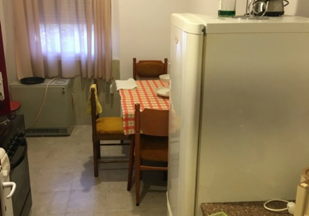 Dvosoban-stan-sa-dvoristem-u-Petrovcu-Budva-9 Dvosoban stan 15 m² – Petrovac, Budva — fotografija 10