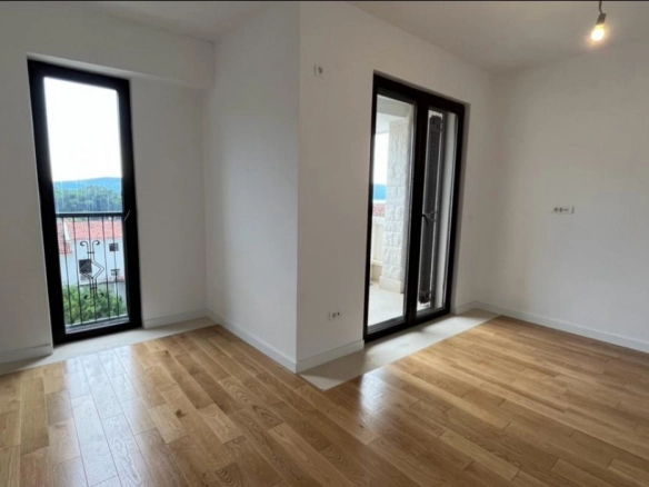 Jednosoban stan 50 m² – Mažina, Tivat — fotografija 3