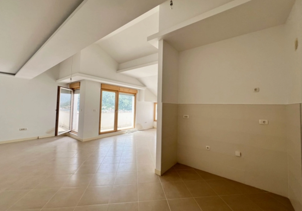 Dvosoban-stan-sa-pogledom-na-more-u-Dobroti-Kotor-3 Dvosoban stan 120 m² – Dobrota, Kotor — fotografija 4