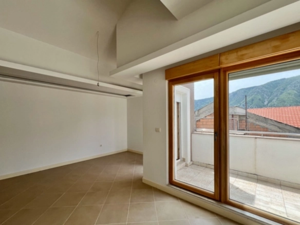 Dvosoban stan 120 m² – Dobrota, Kotor — fotografija 5