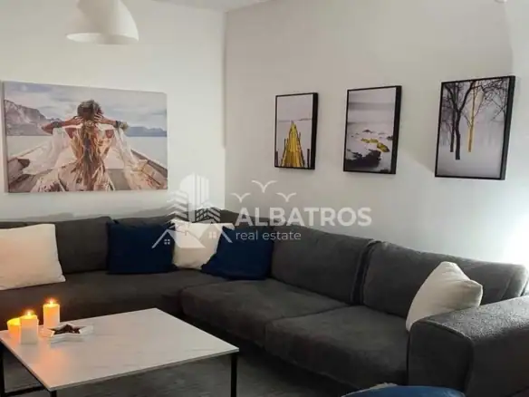 Dvosoban stan 76 m² – Bar — fotografija 2