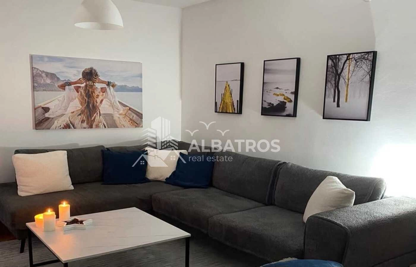Dvosoban-stan-76-m²-u-centru-Bara-1 Dvosoban stan 76 m² – Bar — fotografija 2