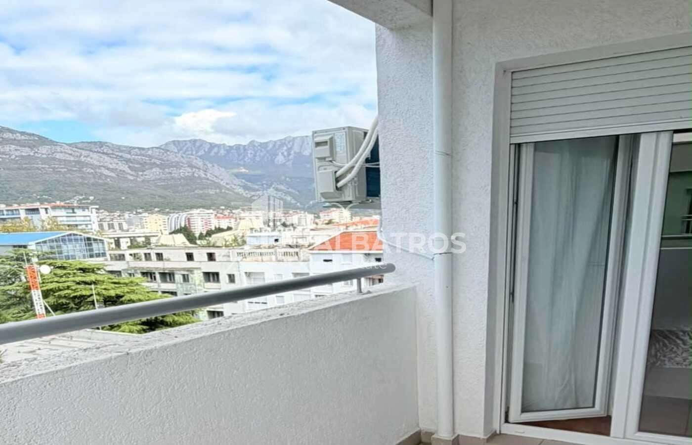 Dvosoban-stan-76-m²-u-centru-Bara-10 Dvosoban stan 76 m² – Bar — fotografija 11