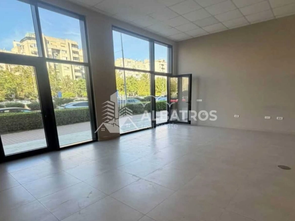 Poslovni prostor 40 m² za izdavanje