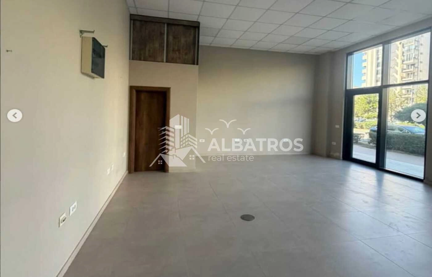 Poslovni-prostor-40-m²-za-izdavanje-Bar-3 Izdavanje: Poslovni prostor 40 m² – Bar — fotografija 4