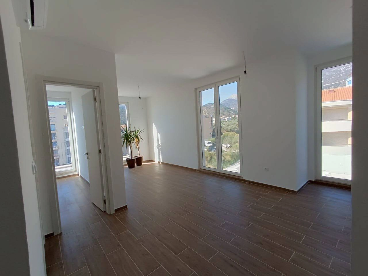 Dvosoban-stan-s-pogledom-na-more-Becici-Budva-1 Dvosoban stan 76 m² – Bečići, Budva — fotografija 2