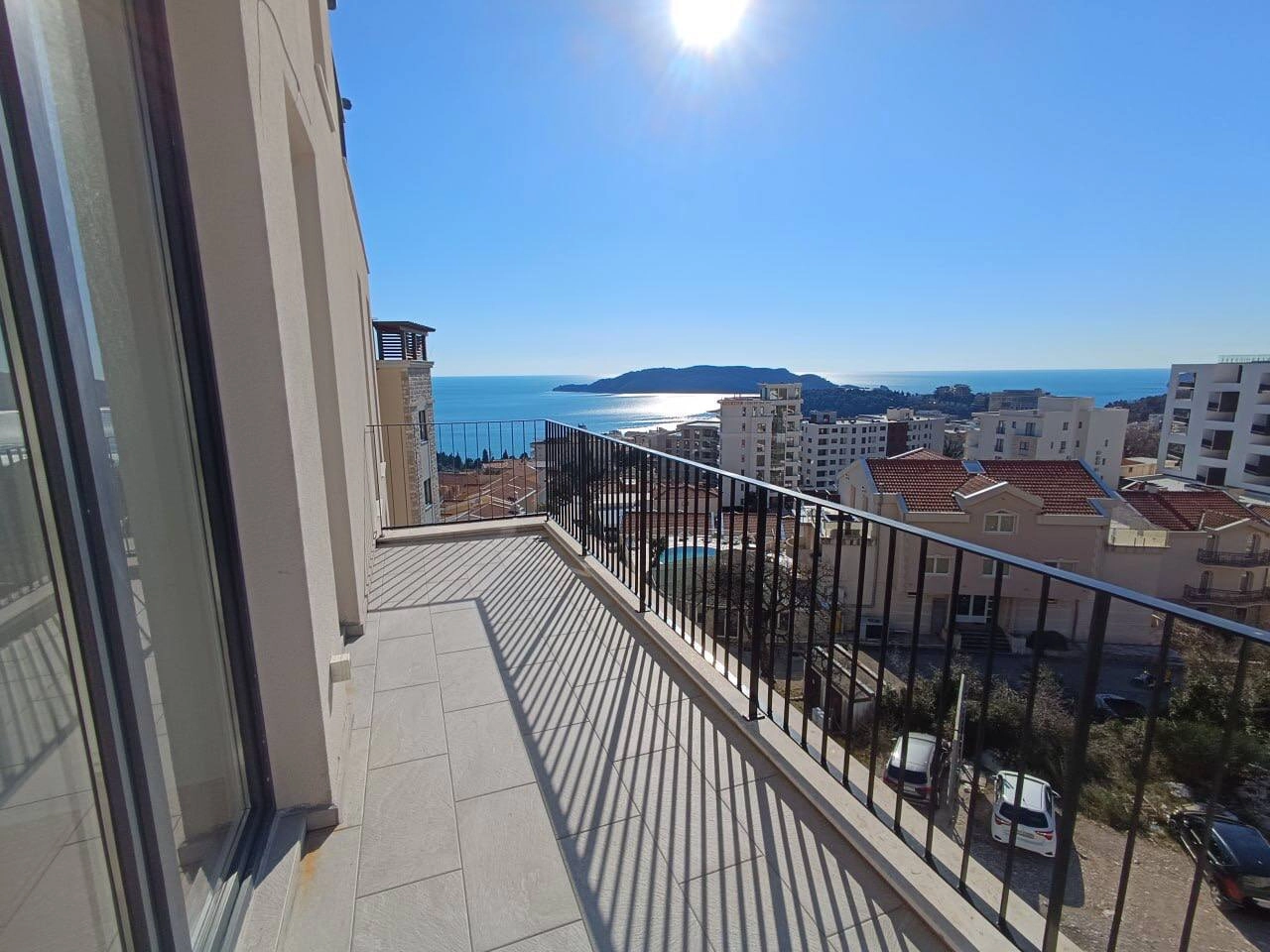 Dvosoban-stan-s-pogledom-na-more-Becici-Budva-4 Dvosoban stan 76 m² – Bečići, Budva — fotografija 5
