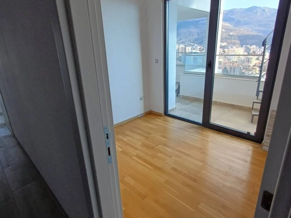 Trosoban stan 92 m² – Bečići, Budva — fotografija 3