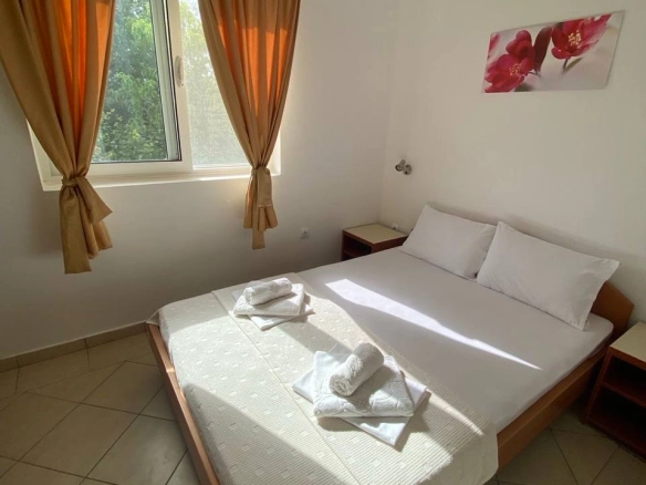 Hotel 220 m² – Dobra Voda, Bar — fotografija 3