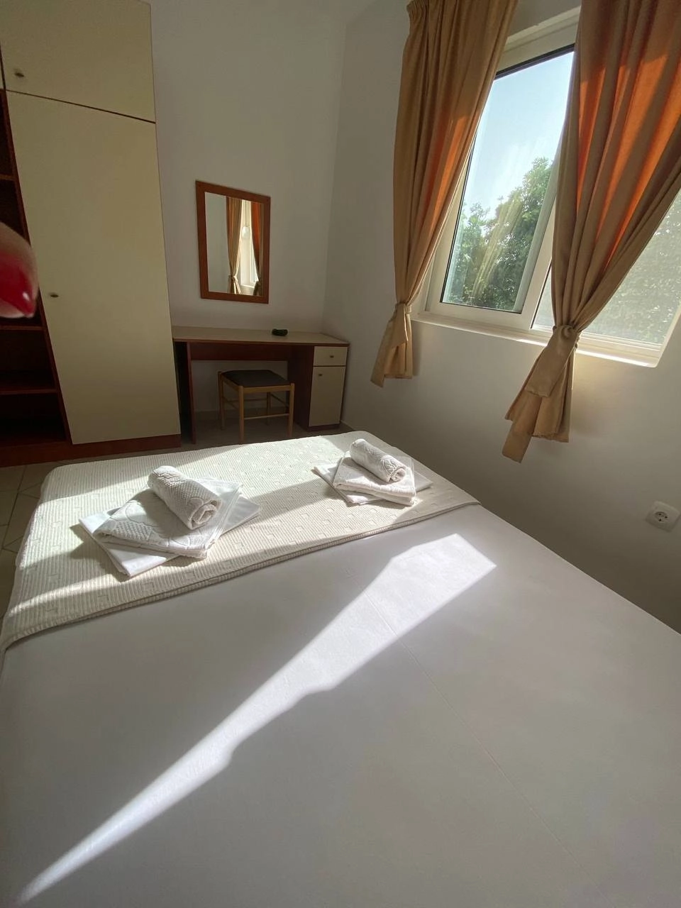 Mini-hotel-sa-pogledom-na-more-Dobra-Voda-Bar-3 Hotel 220 m² – Dobra Voda, Bar — fotografija 4