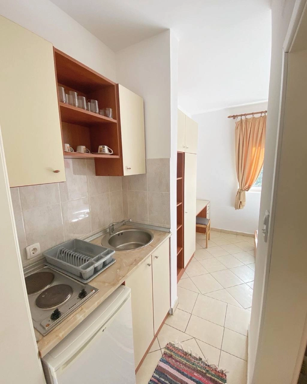 Mini-hotel-sa-pogledom-na-more-Dobra-Voda-Bar-6 Hotel 220 m² – Dobra Voda, Bar — fotografija 7