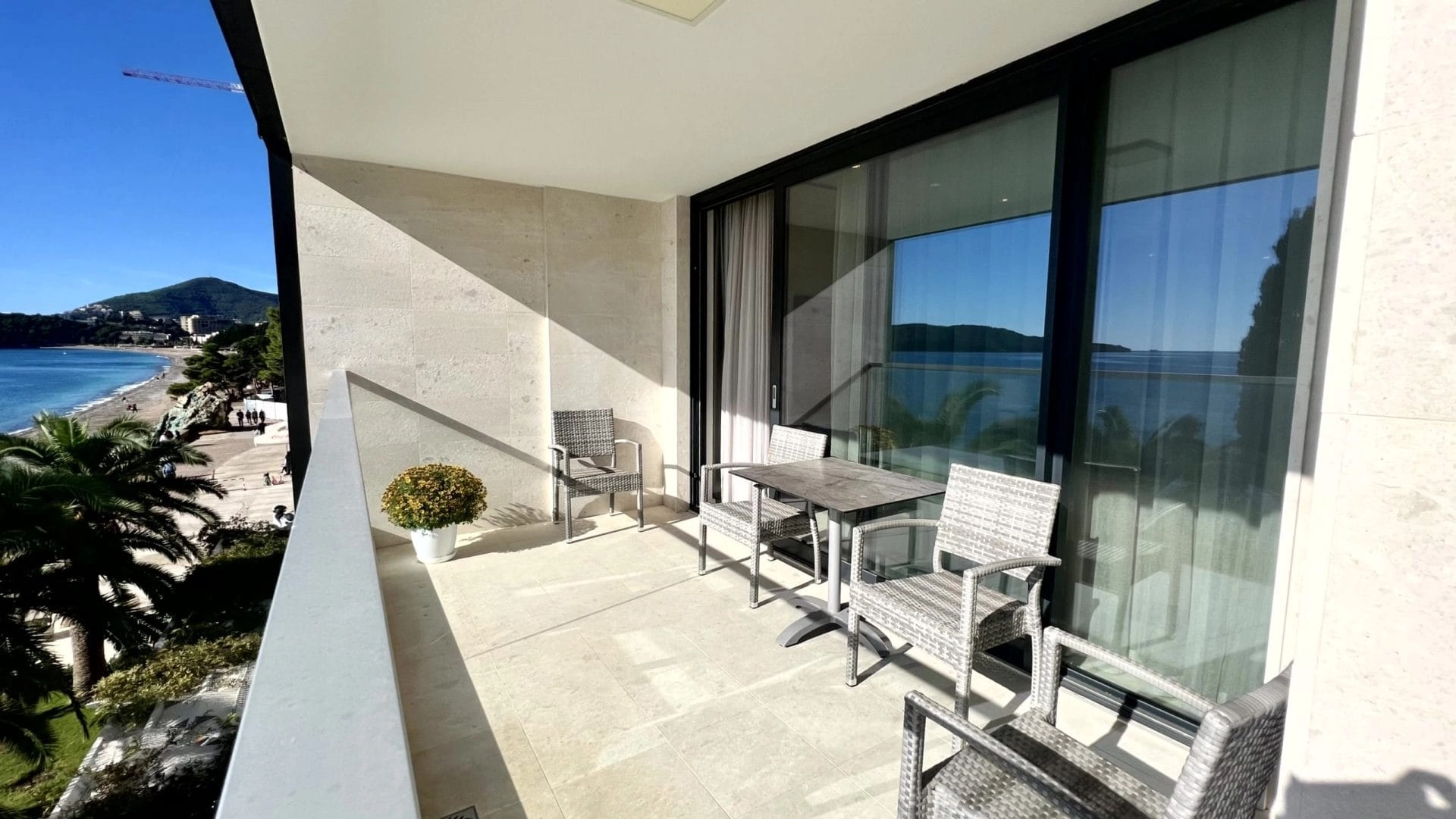 Dvosoban-stan-u-kompleksu-SunRaf-Rafailovici-Budva-1 Dvosoban stan 107 m² – Rafailovići, Budva — fotografija 2
