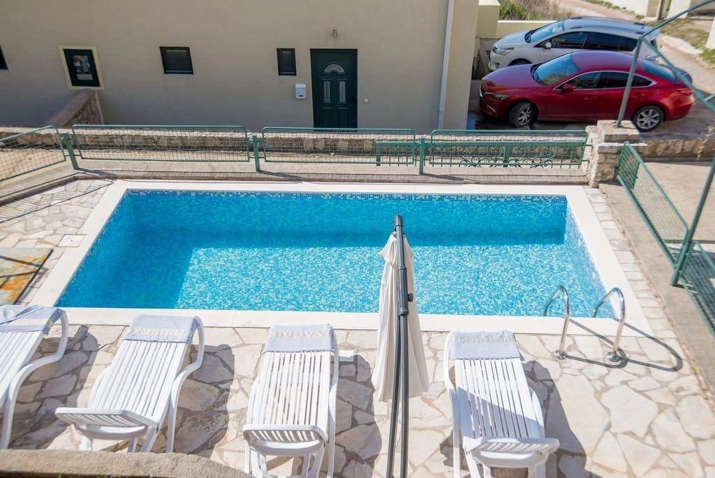 Kuca-sa-bazenom-i-pogledom-na-more-Krimovica-Kotor-3 Kuća 150 m² – Krimovica, Kotor — fotografija 4