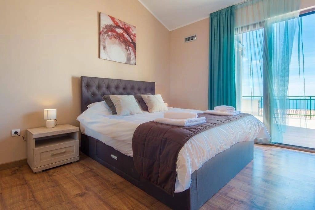Kuca-sa-bazenom-i-pogledom-na-more-Krimovica-Kotor-7 Kuća 150 m² – Krimovica, Kotor — fotografija 8