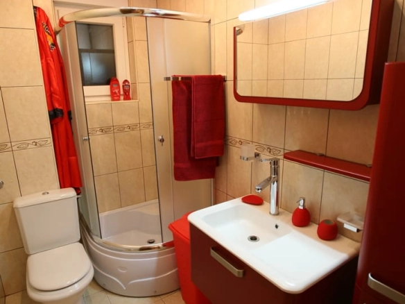 Dvosoban stan 112 m² – Herceg Novi — fotografija 10