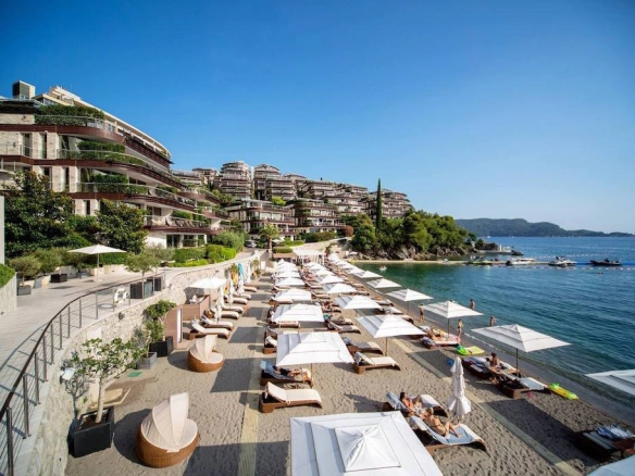 Trosoban stan 167 m² – Budva — fotografija 4