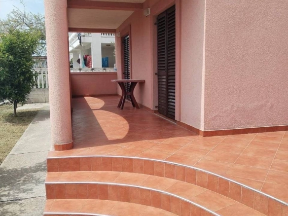 Kuća 220 m² – Šušanj, Bar — fotografija 3