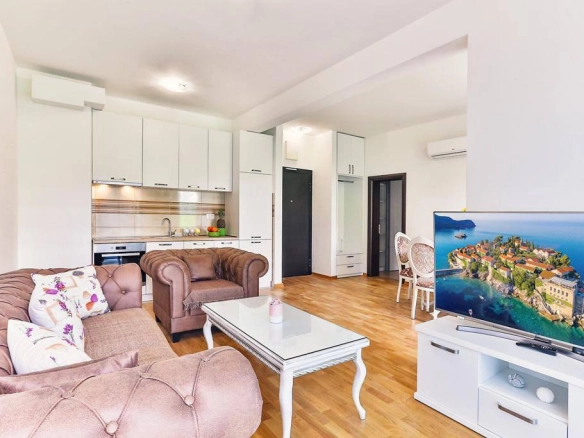 Dvosoban stan 90 m² – Rafailovići, Budva — fotografija 5
