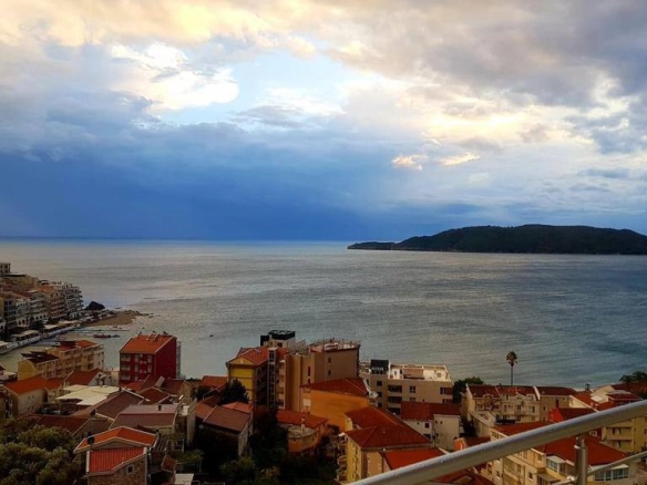 Dvosoban stan 90 m² – Rafailovići, Budva — fotografija 8