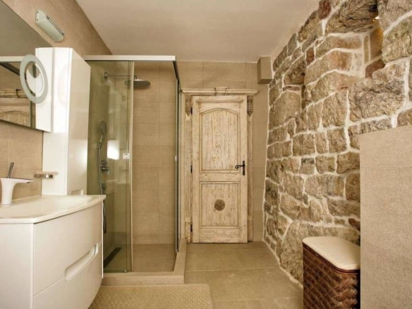 Kuća 256 m² – Skočiđevojka, Budva — fotografija 10