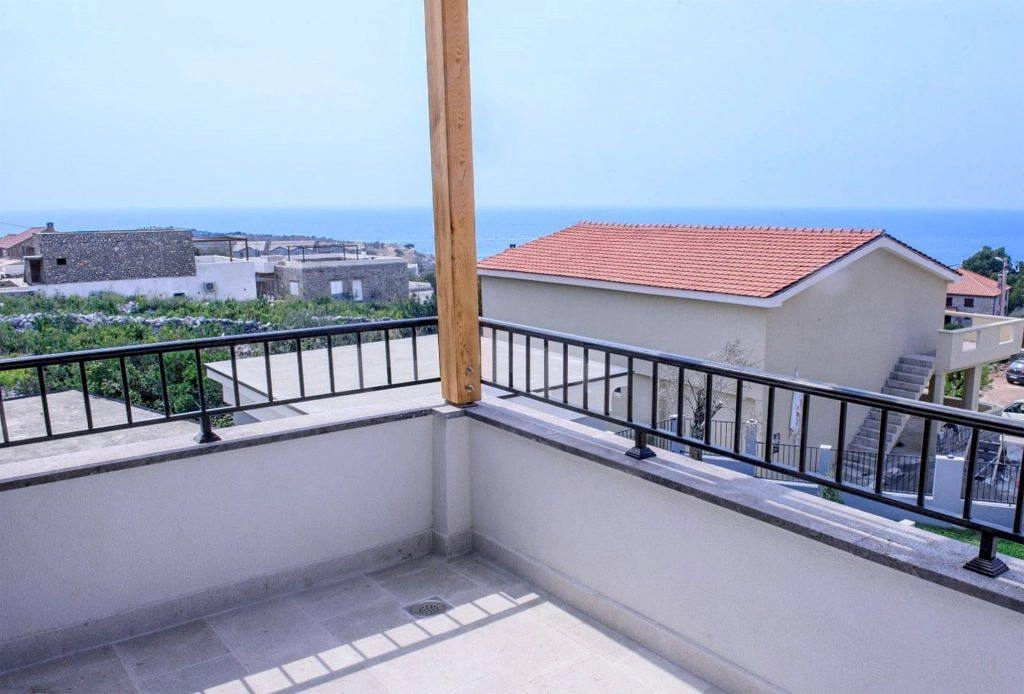 Kamena-kuca-sa-bazenom-na-Lustici-Herceg-Novi-2 Kuća 320 m² – Herceg Novi — fotografija 3