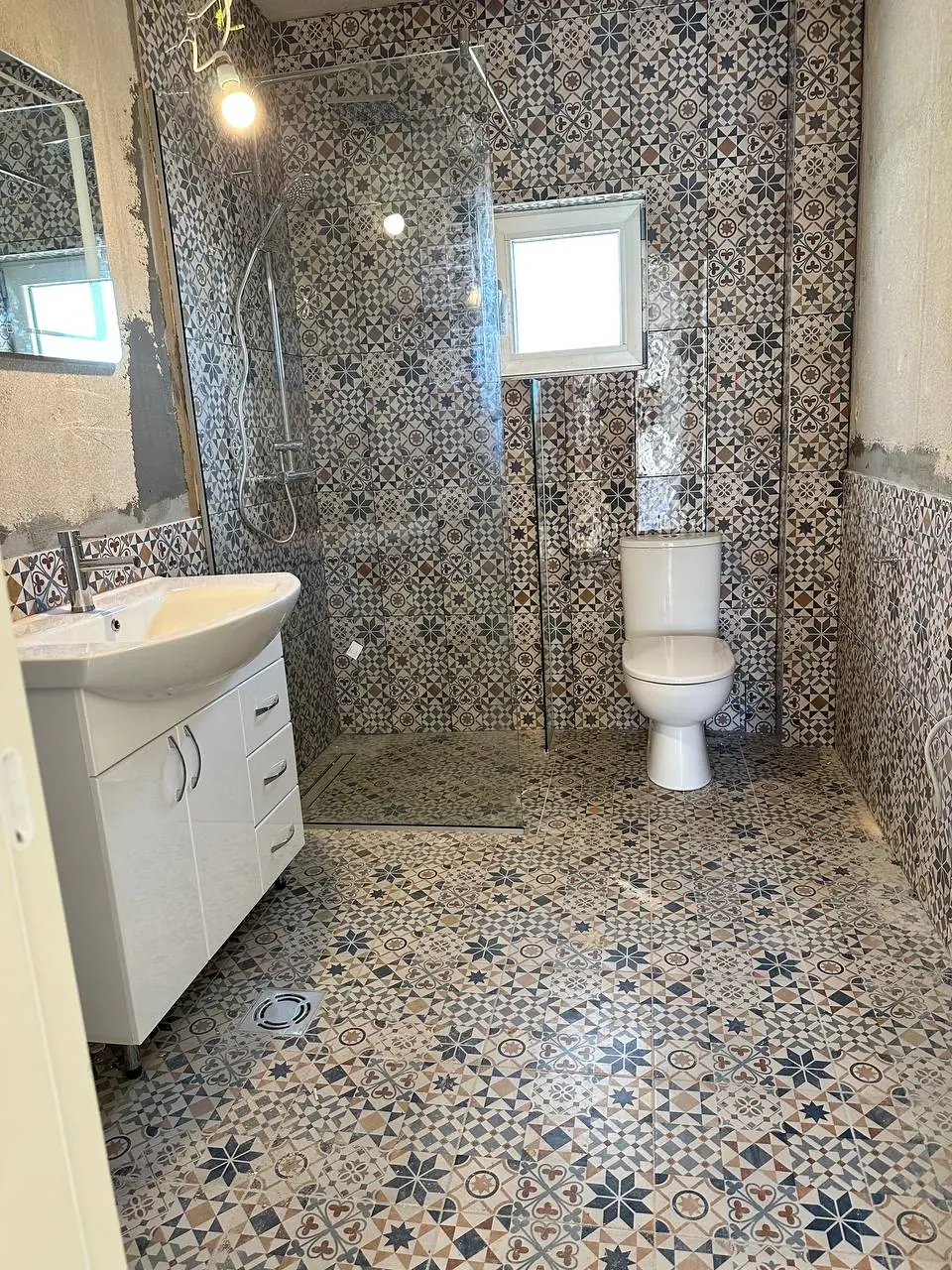 Nova-trospratna-kuca-u-Lustici-Herceg-Novi-9 Kuća 300 m² – Herceg Novi — fotografija 10