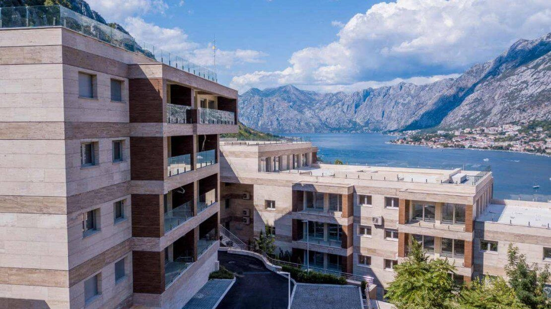 Dvosoban-stan-sa-pogledom-na-zaliv-Kotor Dvosoban stan sa pogledom na zaliv
