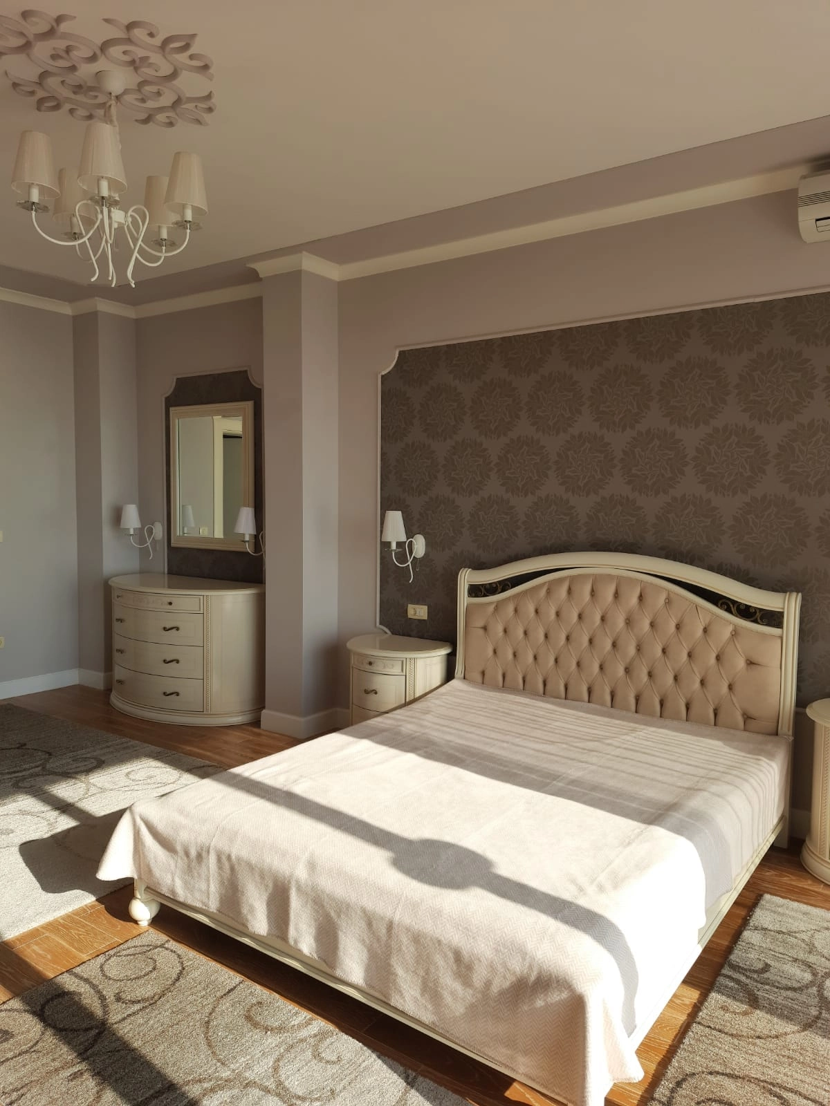 Kuca-sa-bazenom-i-dvoristem-u-Susnju-Bar-7 Kuća 184 m² – Šušanj, Bar — fotografija 8