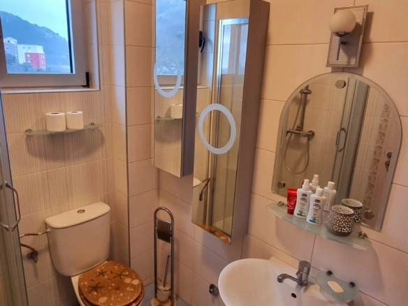 Dvosoban stan 83 m² – Bečići, Budva — fotografija 10