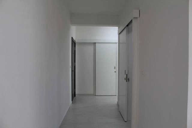 Penthaus-sa-terasom-i-pogledom-na-more-Dobra-Voda-Bar-8 Trosoban stan 241 m² – Dobra Voda, Bar — fotografija 9
