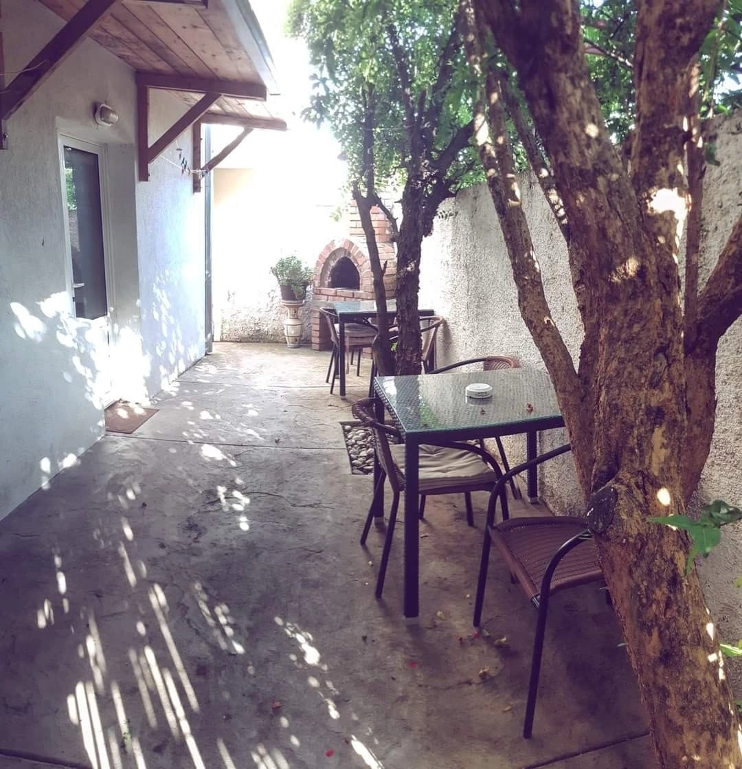 Kuca-sa-apartmanima-u-Donjem-Stoju-Ulcinj-3 Kuća 235 m² – Donji Štoj, Ulcinj — fotografija 4