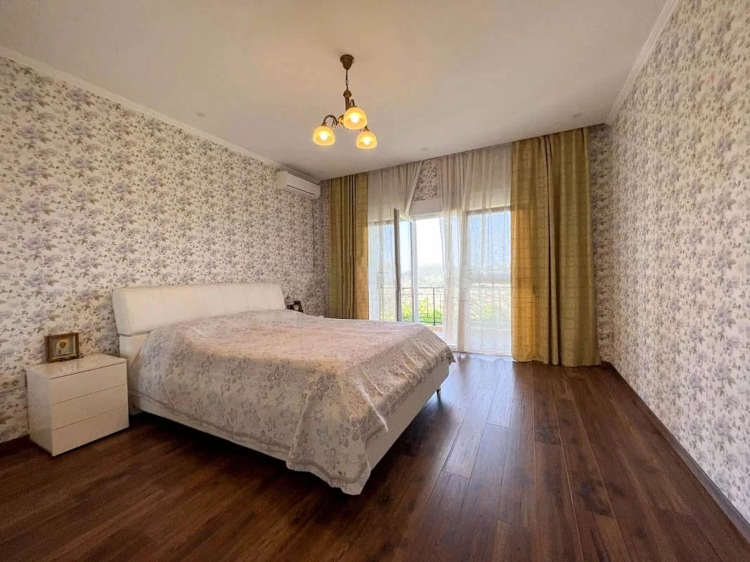 Kuca-sa-prostranim-dvoristem-i-vocnjakom-Polje-Bar-8 Kuća 208 m² – Polje, Bar — fotografija 9
