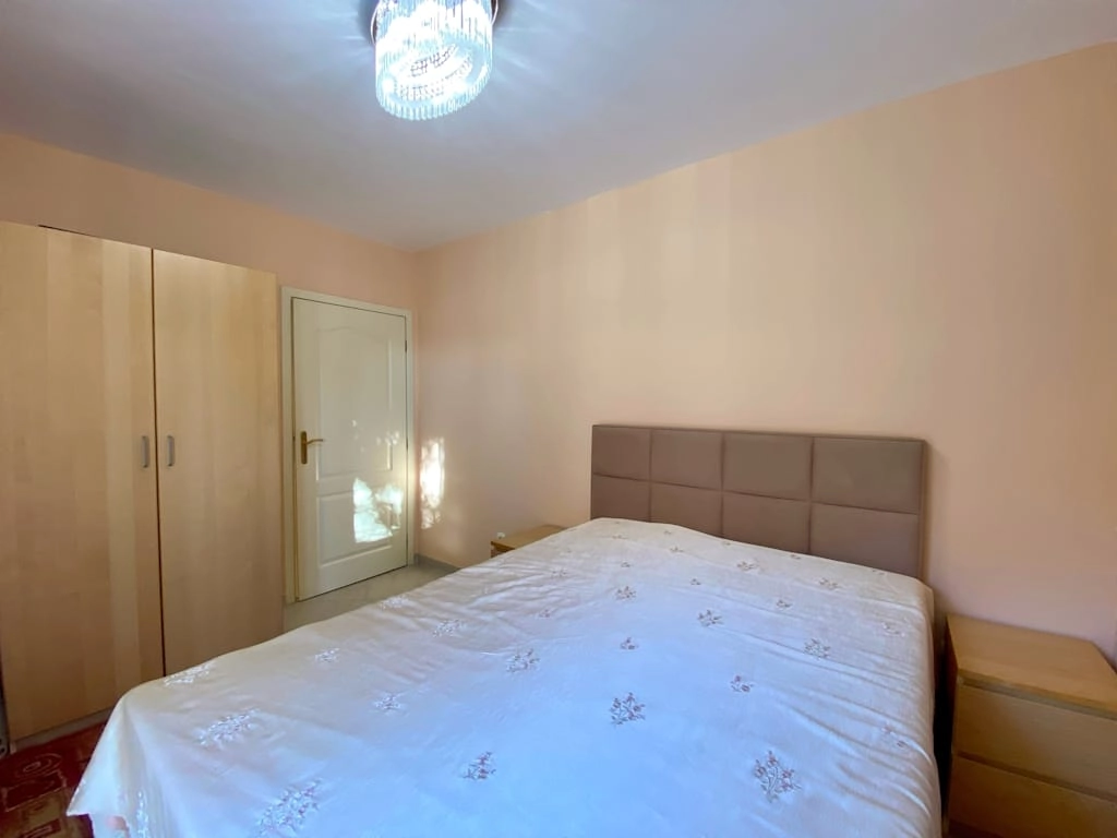 Jednosoban-stan-sa-privatnim-dvoristem-Becici-Budva-9 Jednosoban stan 53 m² – Bečići, Budva — fotografija 10