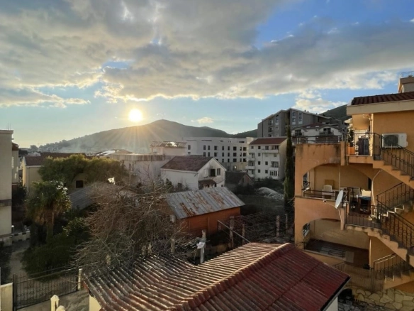 Dvosoban stan 53 m² – Budva — fotografija 3