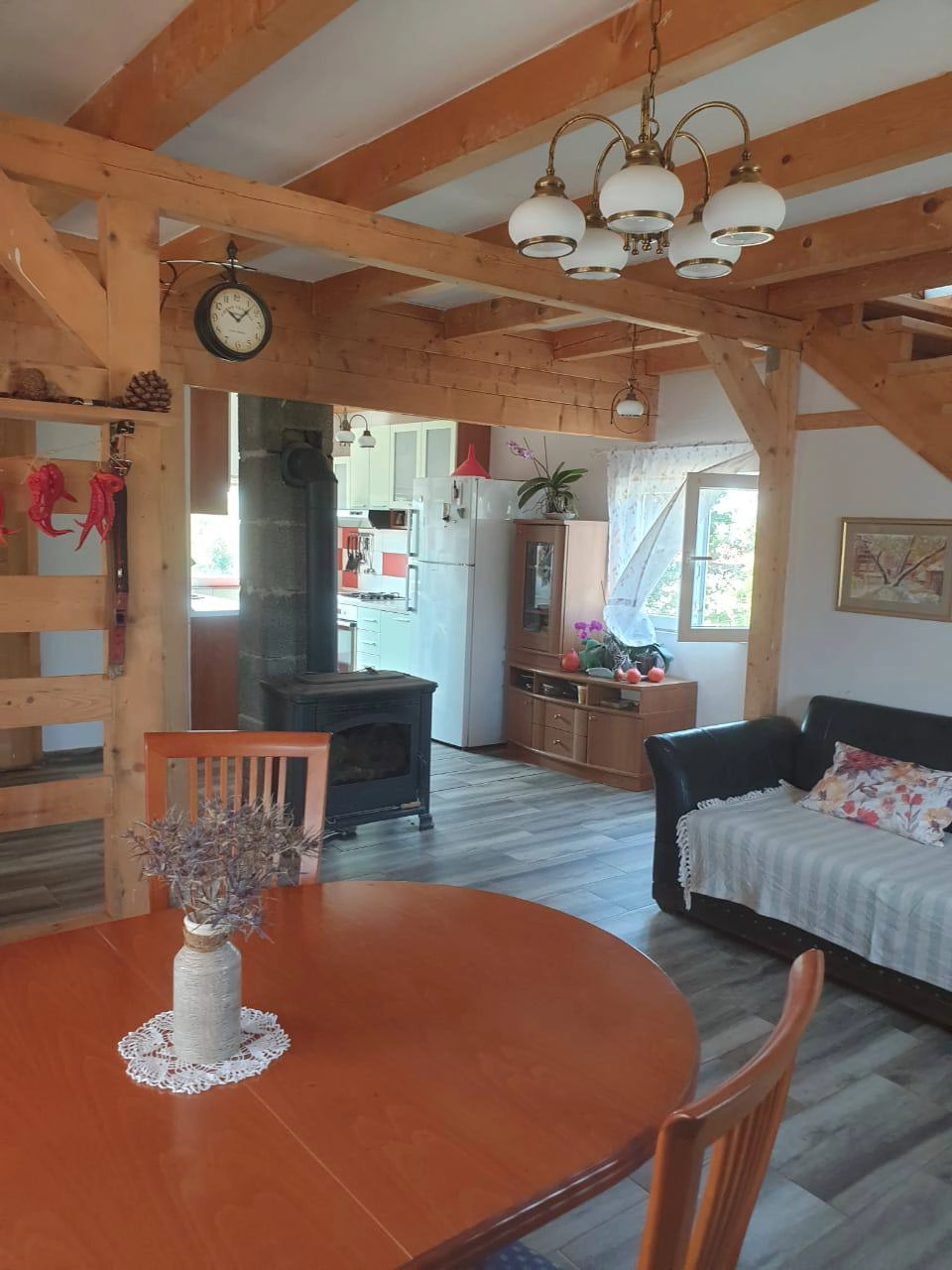 Kompleks-od-tri-kuce-sa-bazenom-u-Zagori-Budva-7 Kuća 220 m² – Budva — fotografija 8
