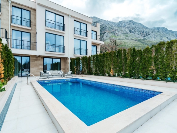 Kuća 220 m² – Blizikuće, Budva — fotografija 2
