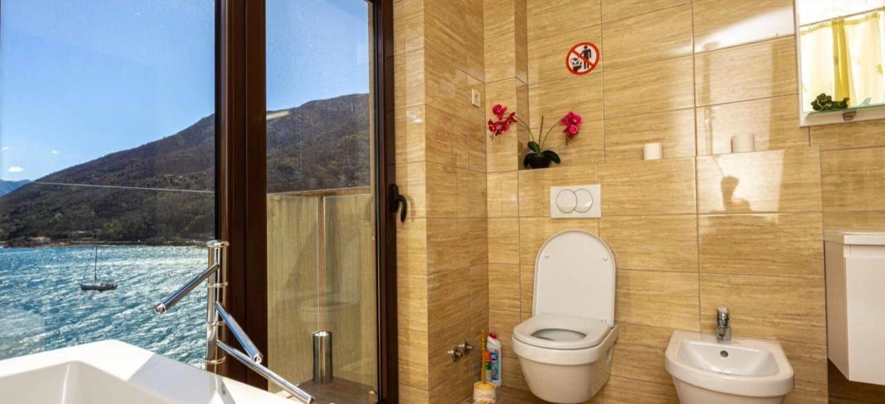 Apart-hotel-sa-bazenom-u-Morinju-Kotor-8 Hotel 590 m² – Morinj, Kotor — fotografija 9