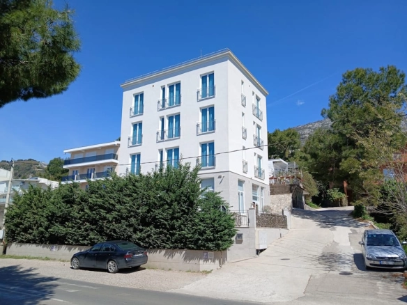 Hotel na prvoj liniji mora
