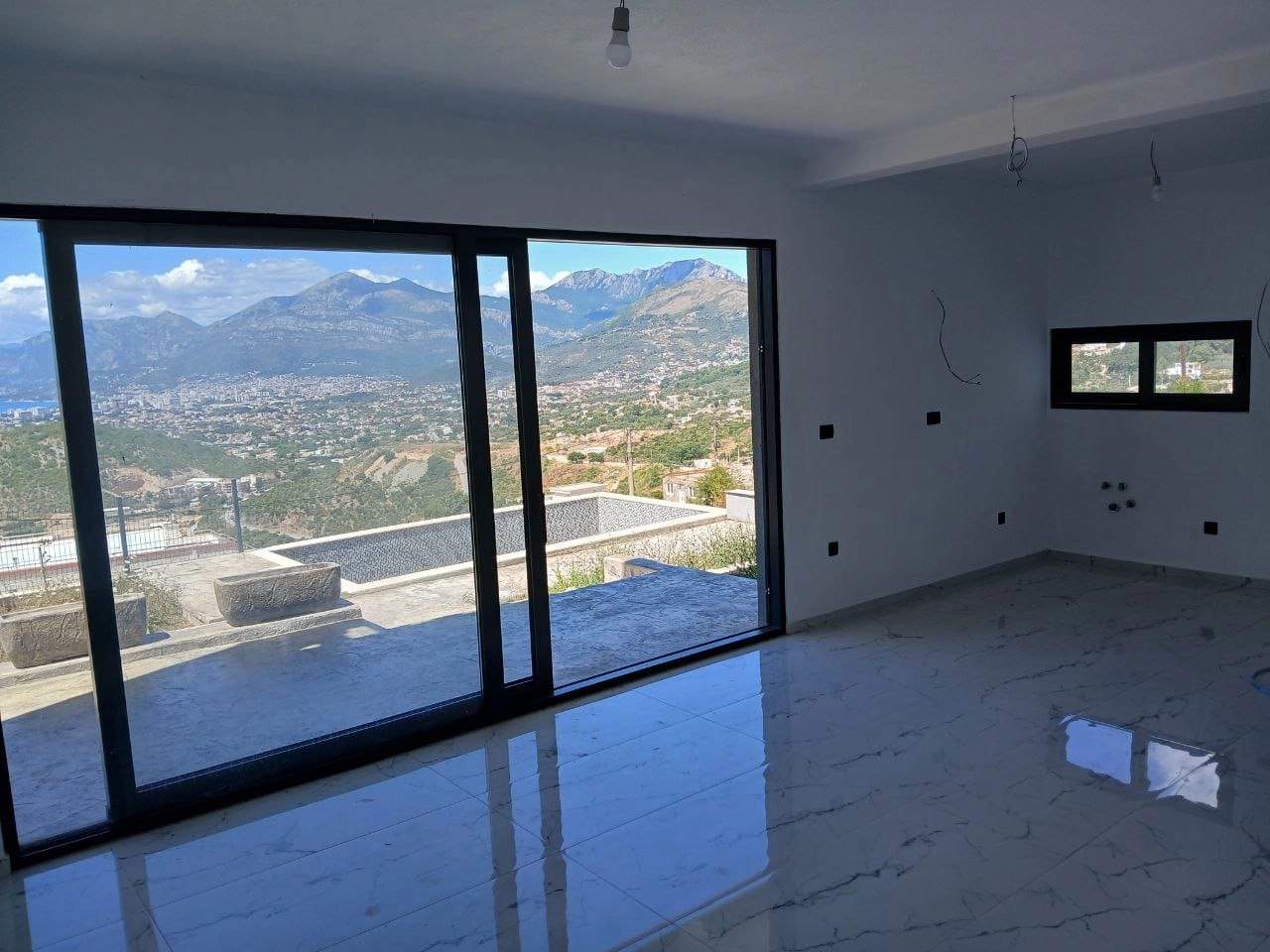 Kuca-sa-bazenom-i-pogledom-na-more-Dobra-Voda-Bar-5 Kuća 220 m² – Dobra Voda, Bar — fotografija 6