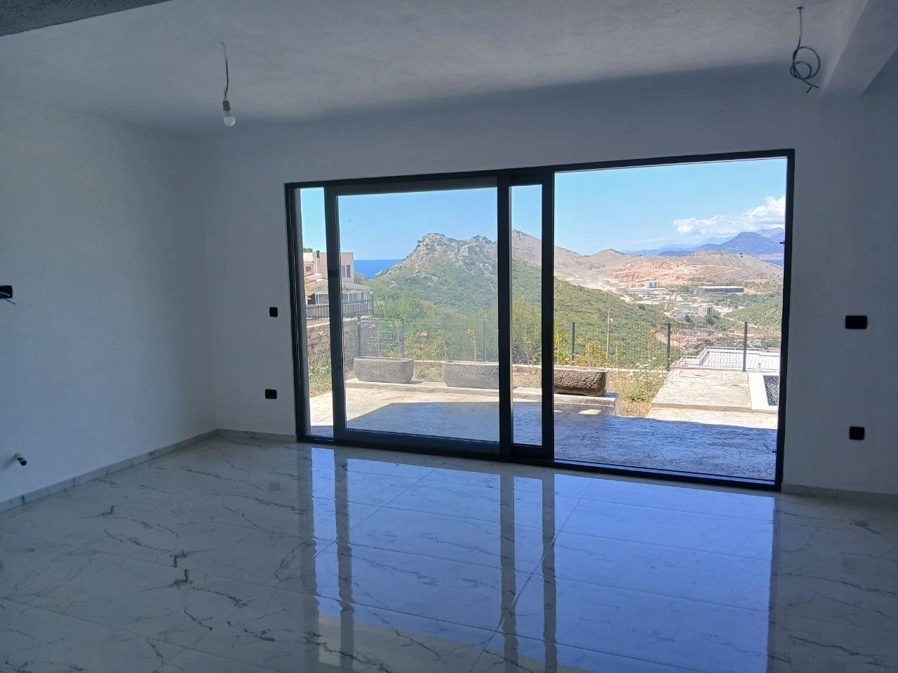 Kuca-sa-bazenom-i-pogledom-na-more-Dobra-Voda-Bar-6 Kuća 220 m² – Dobra Voda, Bar — fotografija 7