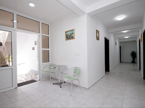 Hotel 552 m² – Šušanj, Bar — fotografija 2