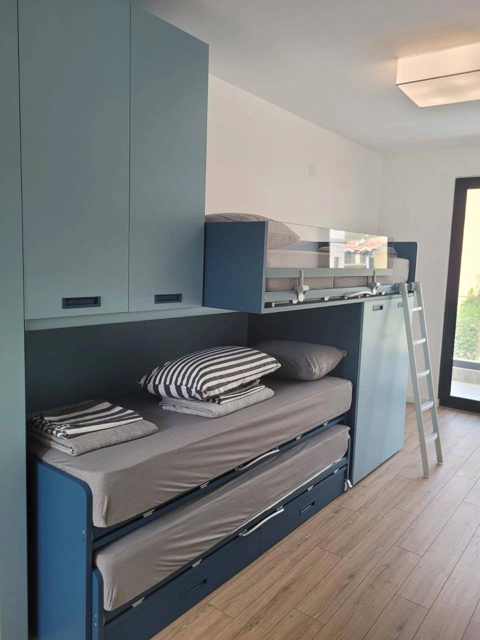 Kuca-sa-bazenom-u-Lastvi-Grbaljskoj-Budva-7 Kuća 165 m² – Budva — fotografija 8