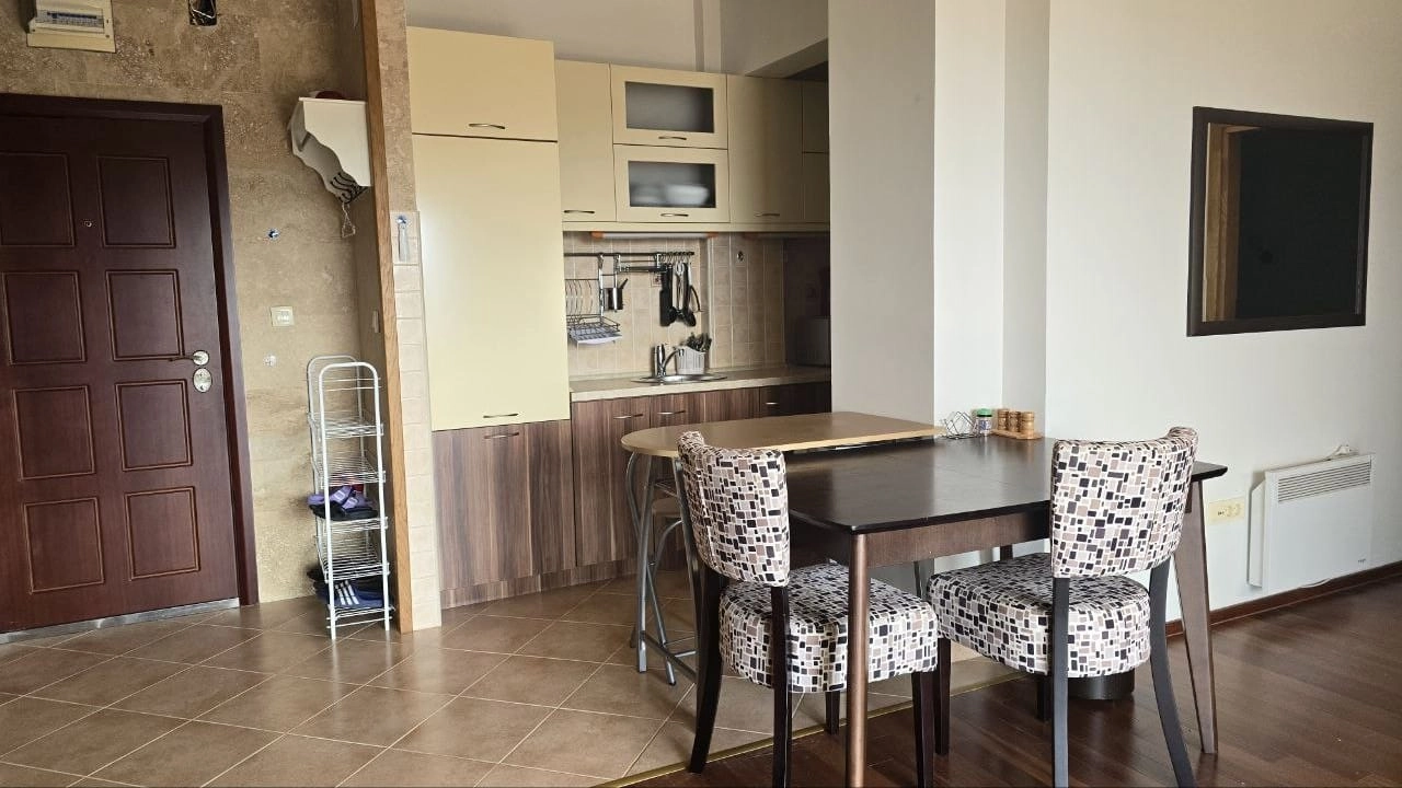 Dvosoban-stan-s-pogledom-na-more-Petrovac-Budva-4 Dvosoban stan 74 m² – Petrovac, Budva — fotografija 5