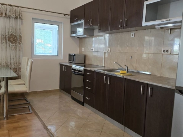 Dvosoban stan 74 m² – Petrovac, Budva — fotografija 4